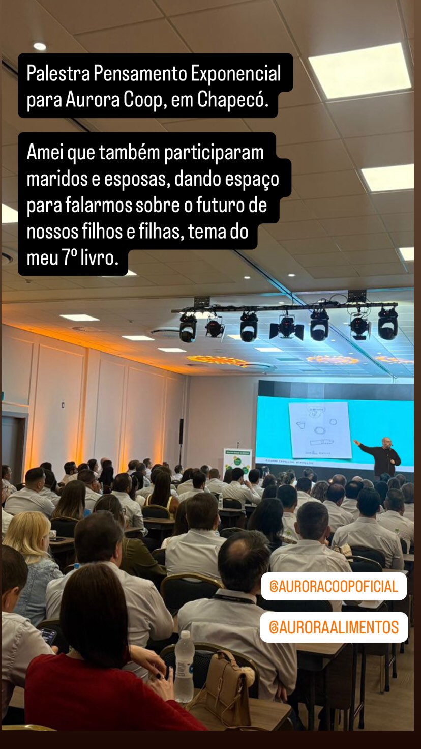 Ricardo Cavallini durante palestra para Aurora