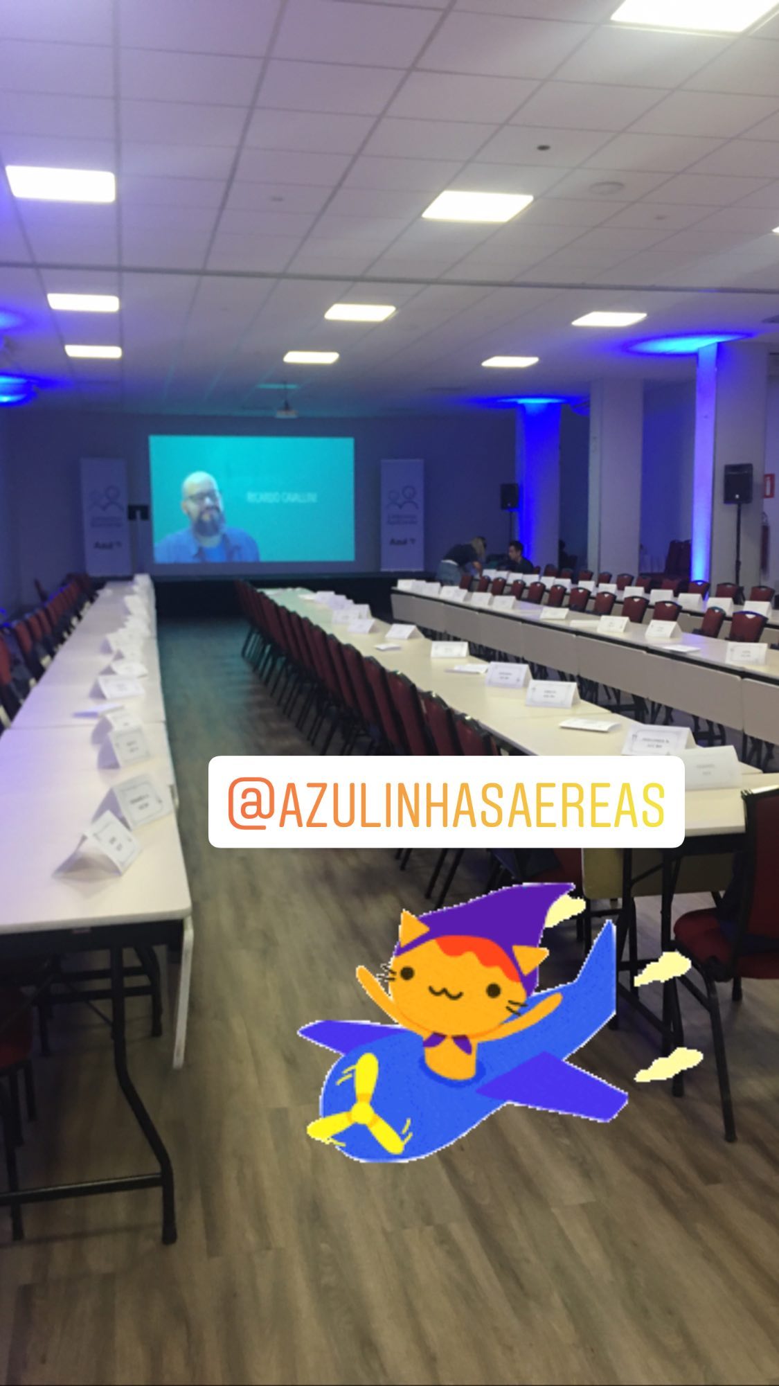 Ricardo Cavallini durante palestra para Azul Linhas Aéreas