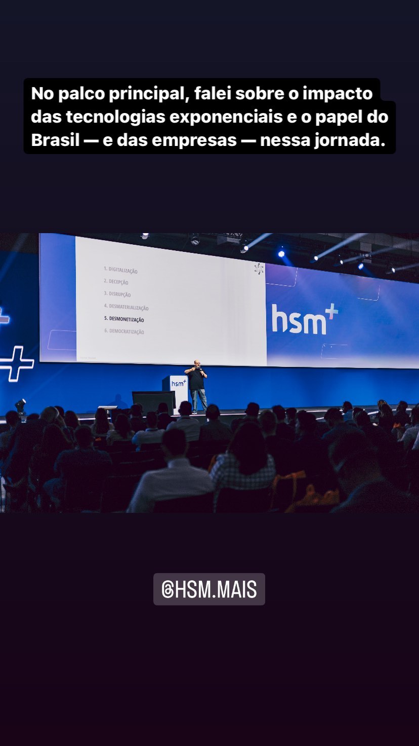 Ricardo Cavallini durante palestra no evento HSM Mais