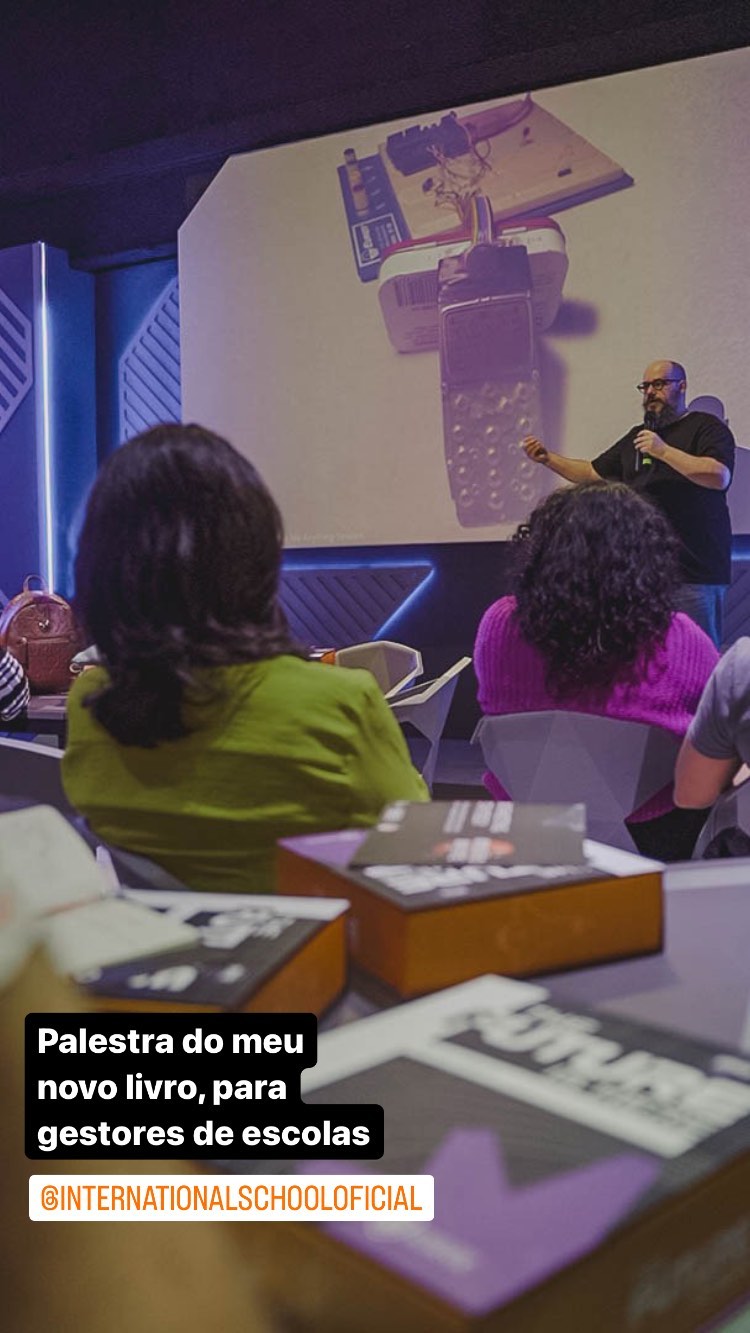 Ricardo Cavallini durante palestra para International School