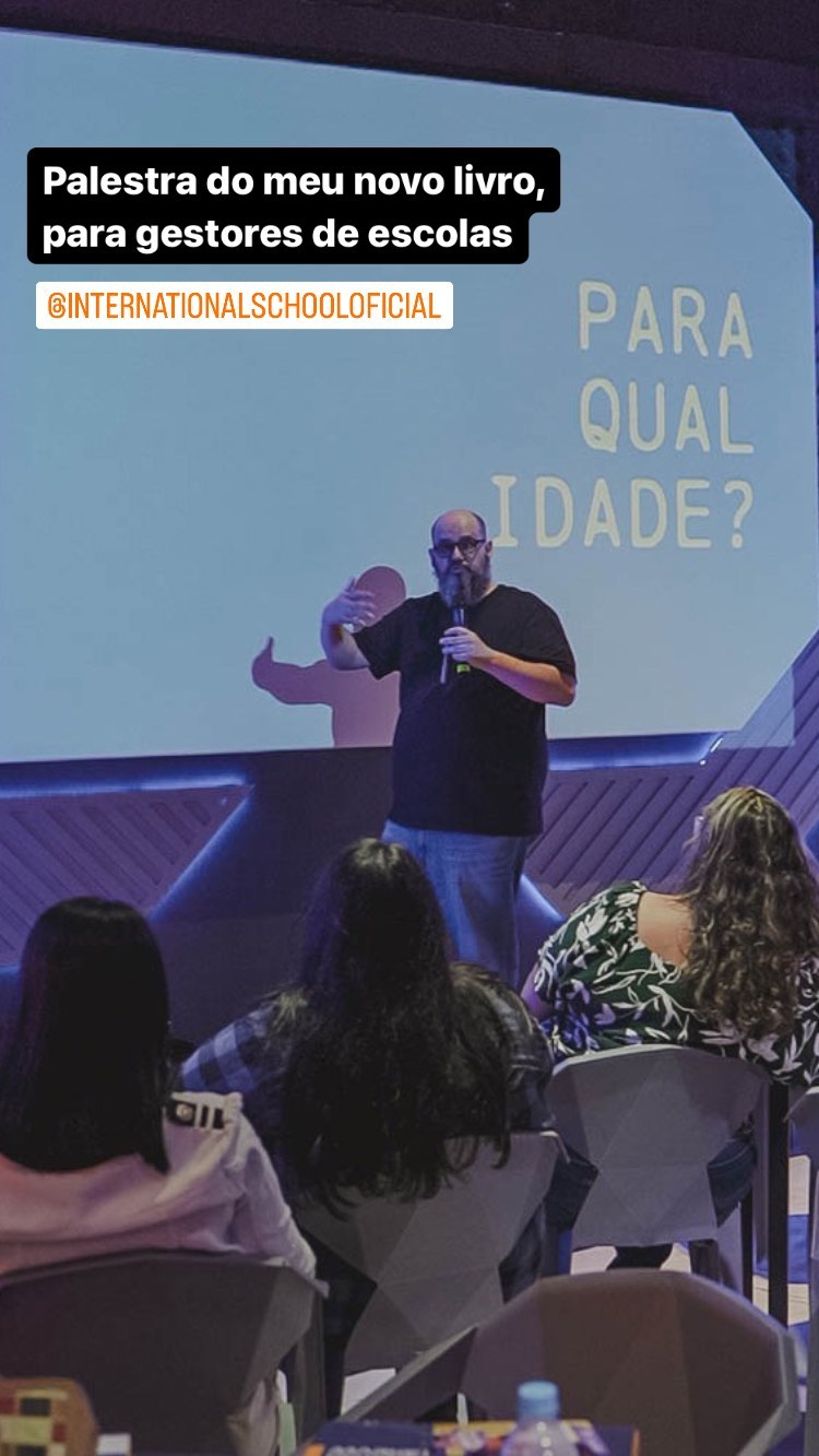 Ricardo Cavallini durante palestra para International School