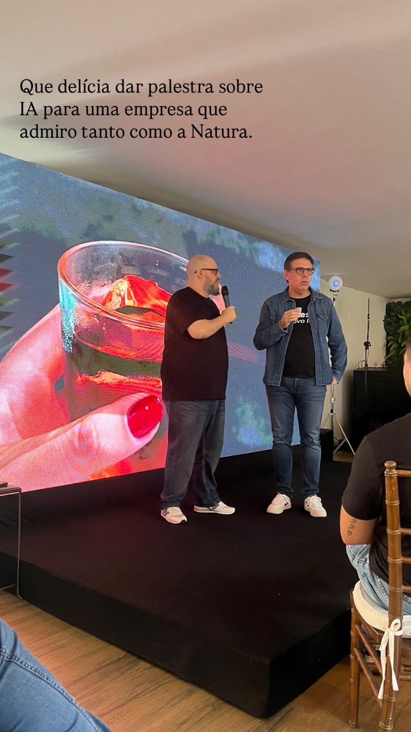 Ricardo Cavallini durante palestra para Natura