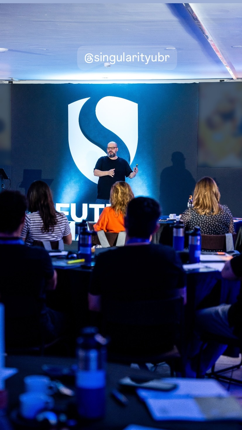 Ricardo Cavallini durante palestra no evento Singularity University Executive Program
