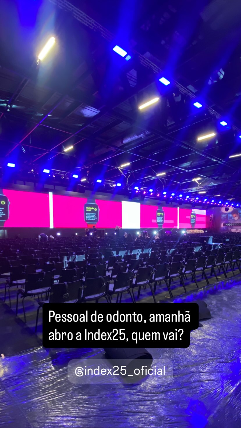 Ricardo Cavallini durante palestra no evento VMCom Index